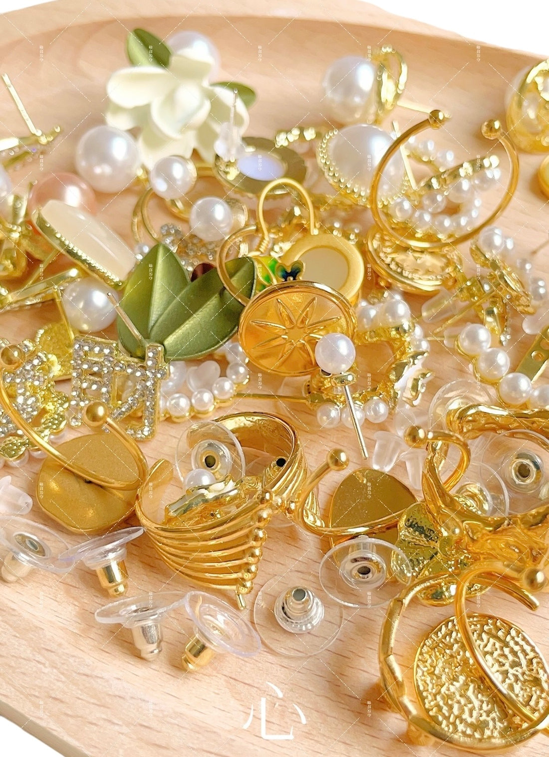 The Perfect Touch: Elevate Your Style with Delicate Earrings