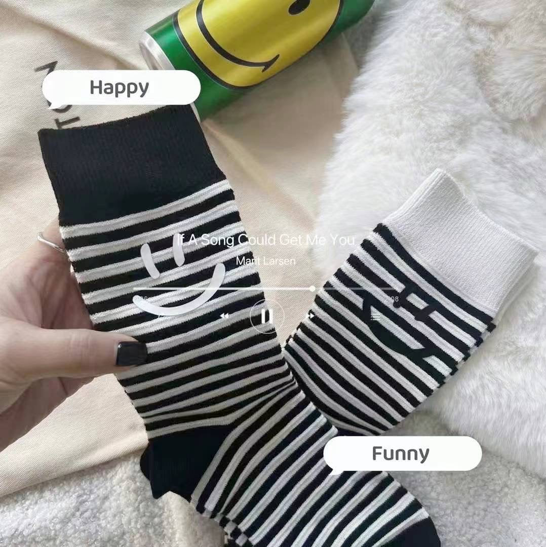 Korean Strips socks with smiling faceš§¦