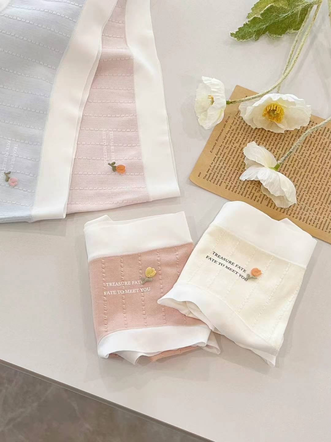 Slim Japanese mid rise women underwear &Sweetheart Give yourself a Flower